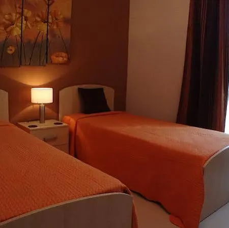 Eri 366 Hotel